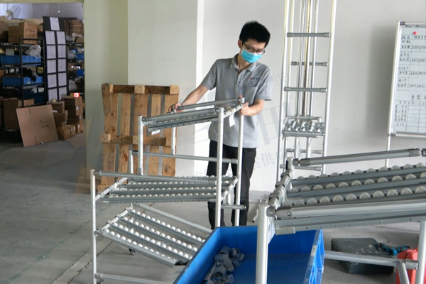 【精益LCIA219】自動上料機構-AGV單側對接模塊