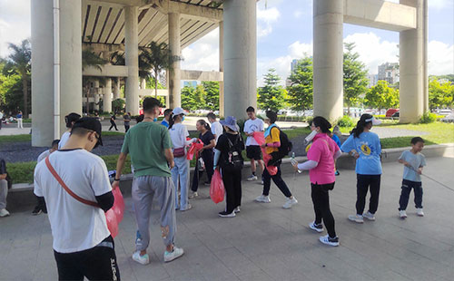 陽臺山愛護(hù)環(huán)境公益活動