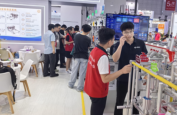 興千田上海展4 興千田上海展4